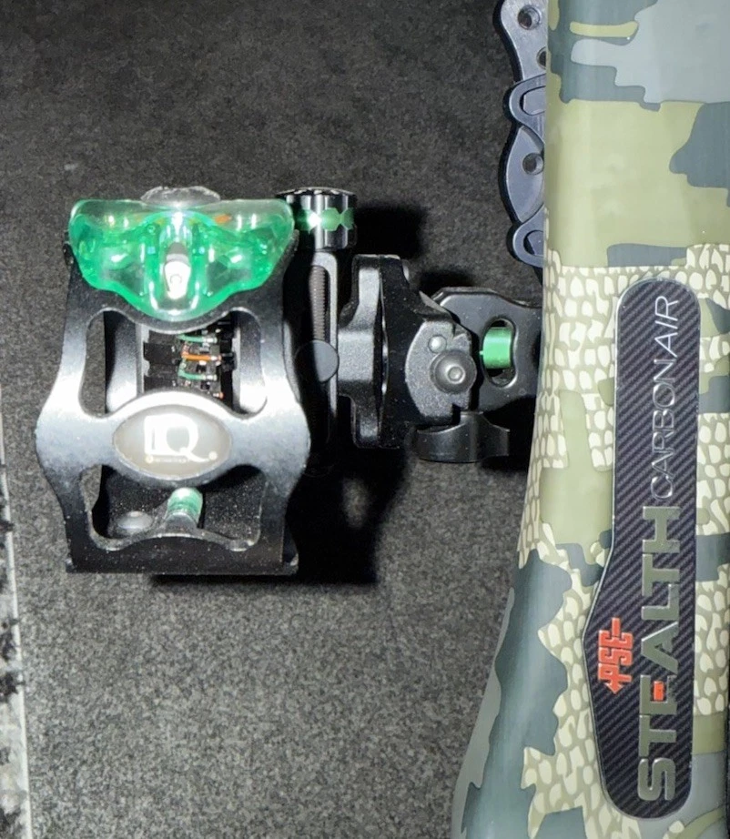 Arco composto preto PSE Stealth Carbon Air 35" destro 50-60 lb 26,5-32" - Imagem 4 de 4