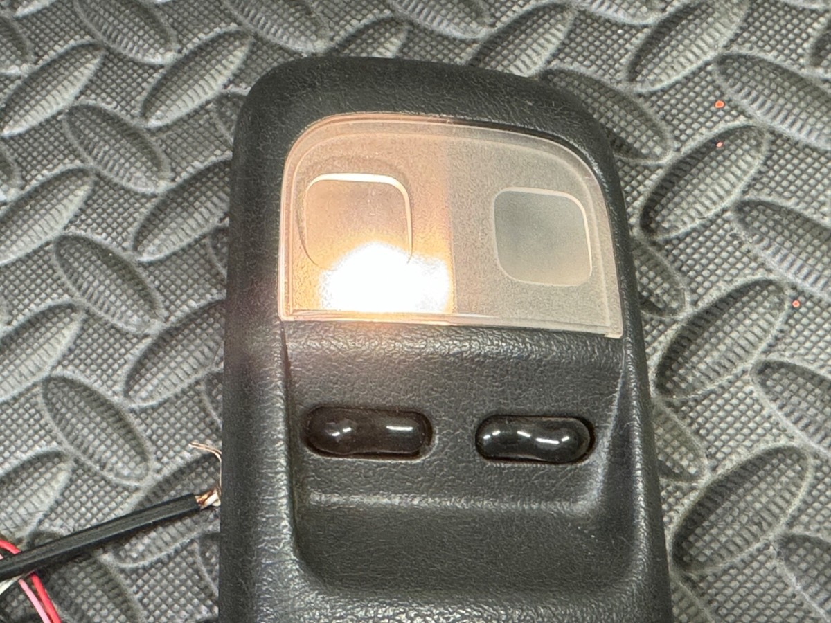 90-96 Nissan 300ZX Black Overhead Switch Dome Map Reading Light