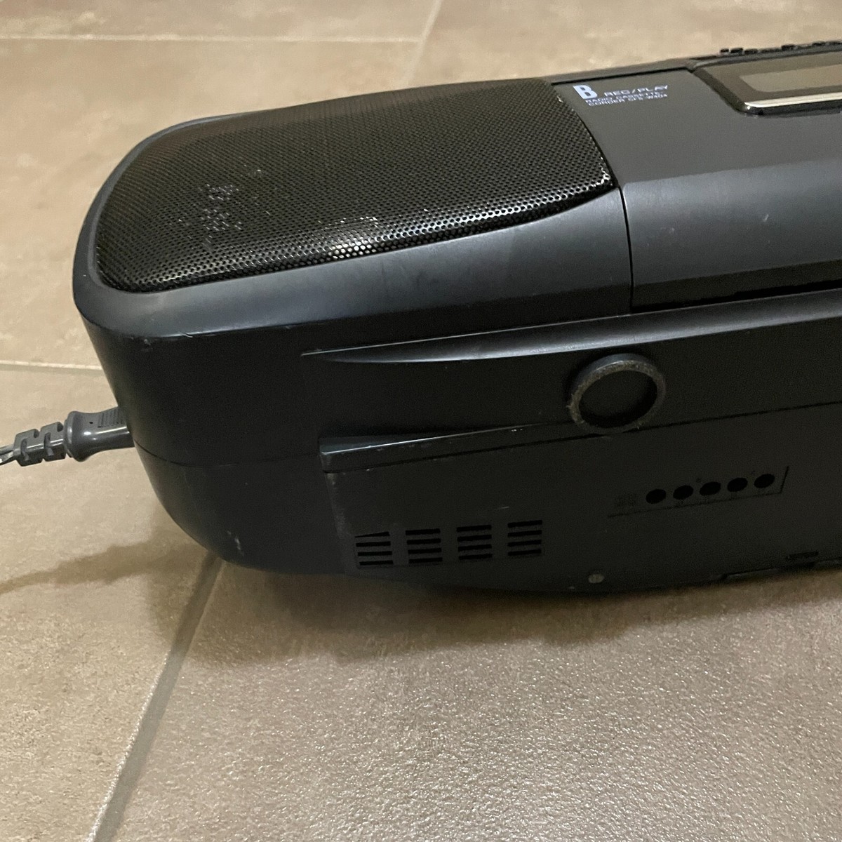 Vintage Sony CFS-W404 Portable Stereo Double Cassette