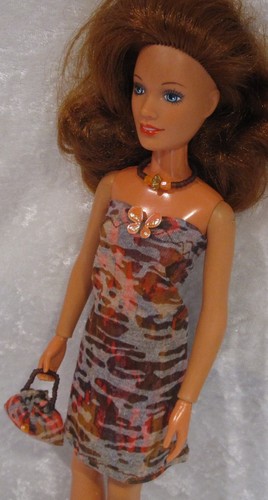 Made to fit DARCI & Jem #05 Dress, Purse & Necklace Set, Handmade doll clothes - Foto 2 di 3