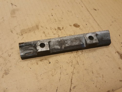 AUDI A4 B8 8K 1.8 TFSI TURBOLADER HALTER ABGASKRÜMMER HALTER 06F253709A