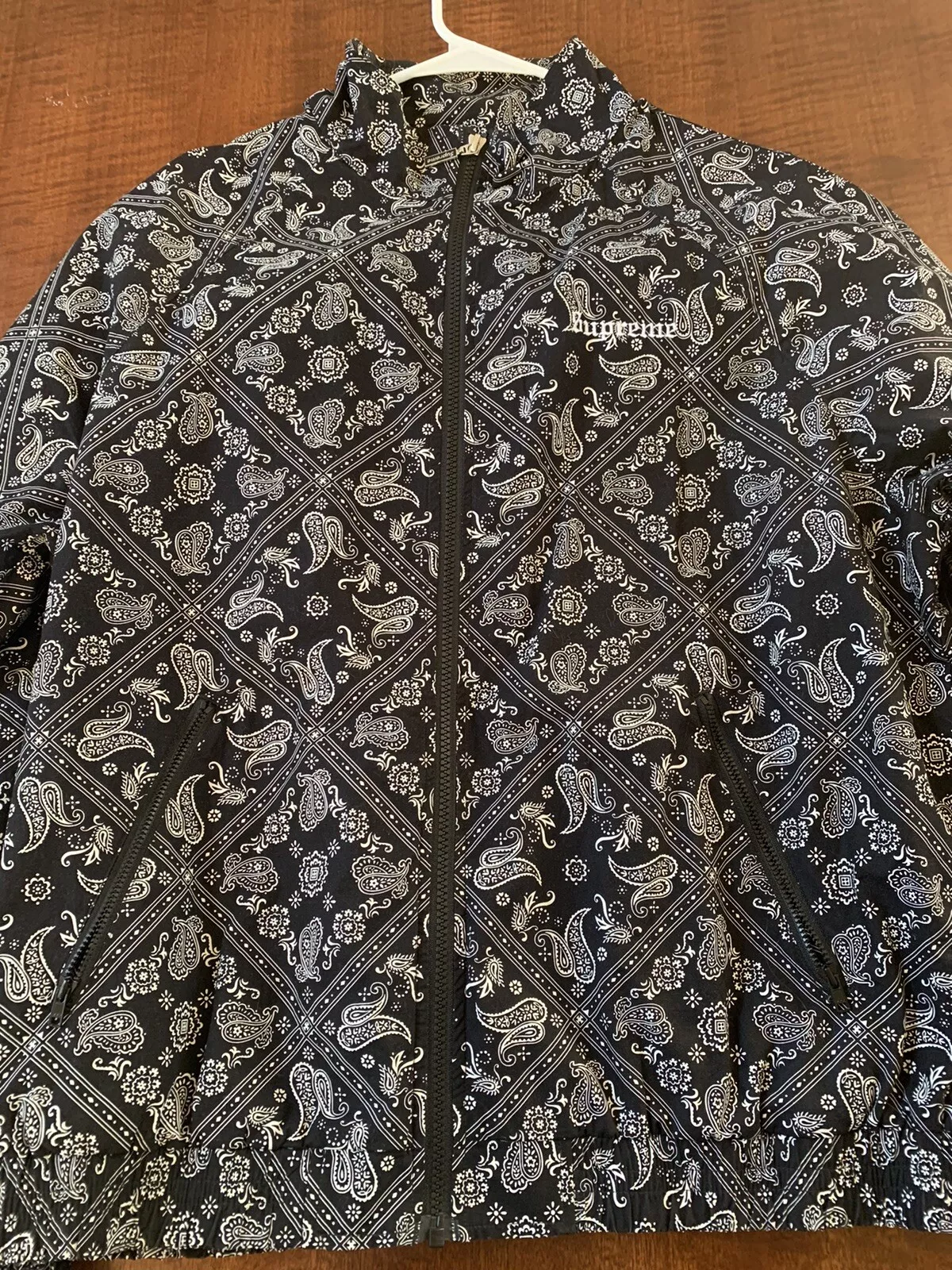 Grande veste de piste bandana homme Supreme noire SS18 légèrement portée