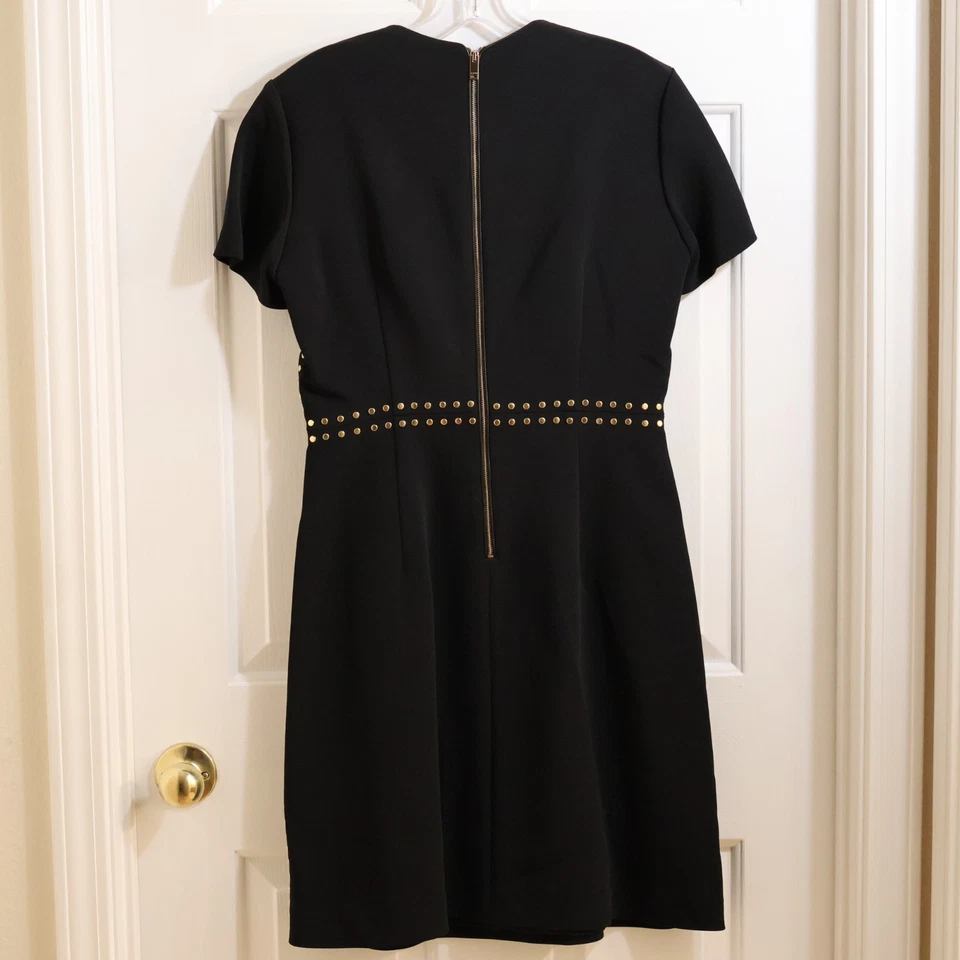 Burberry viscose lamb leather short sleeve dress with flat studs US 6 / M - Image 2 of 4