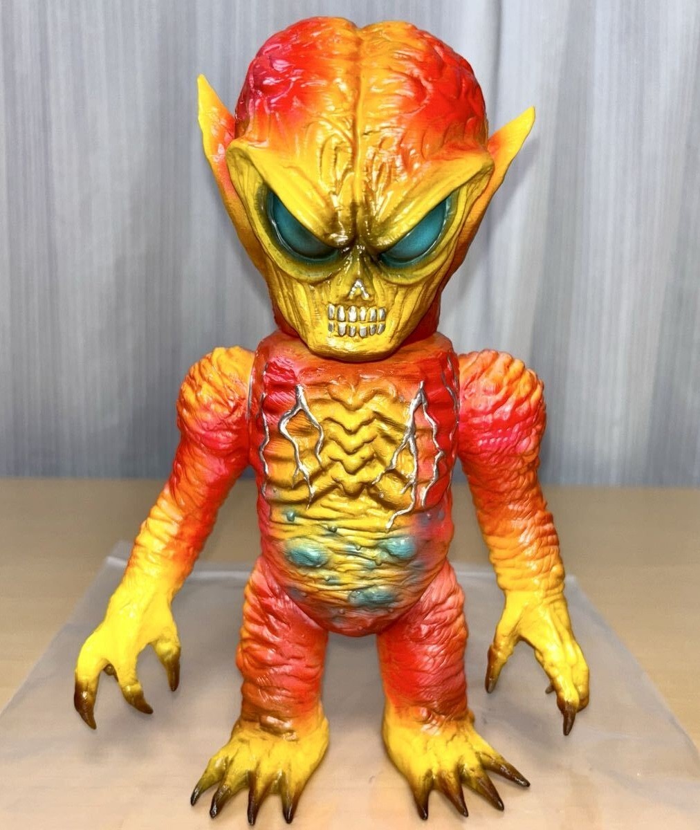 SKULL HEAD BUTT　 デーモンX ソフビ Invader X Skull Head Butt Mutants Vinyl Hardcore Marmit