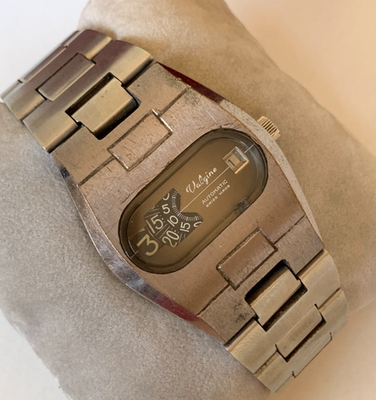 1970's Vintage Valgine Jump Hour Automatic Watch Swiss Made Date - Main Image