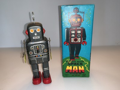 SY Japan Tin  Walking Space Man Mechanical Robot Works in Rare Original Box C-9