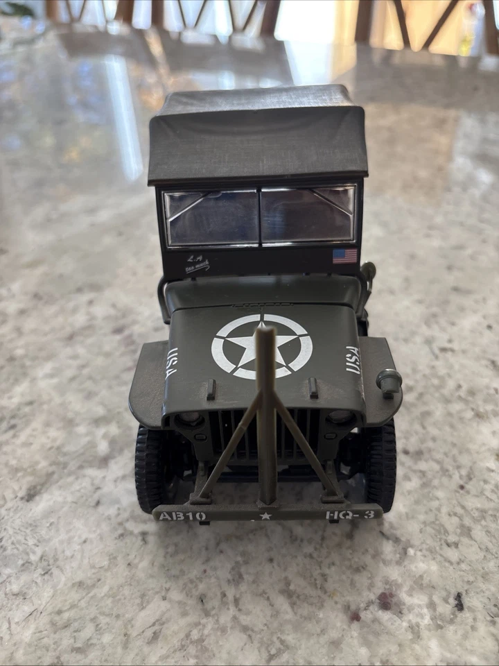 Solido Willys Jeep 1:18 Scale Die Cast Car Model US Army WWII - Image 2 of 4