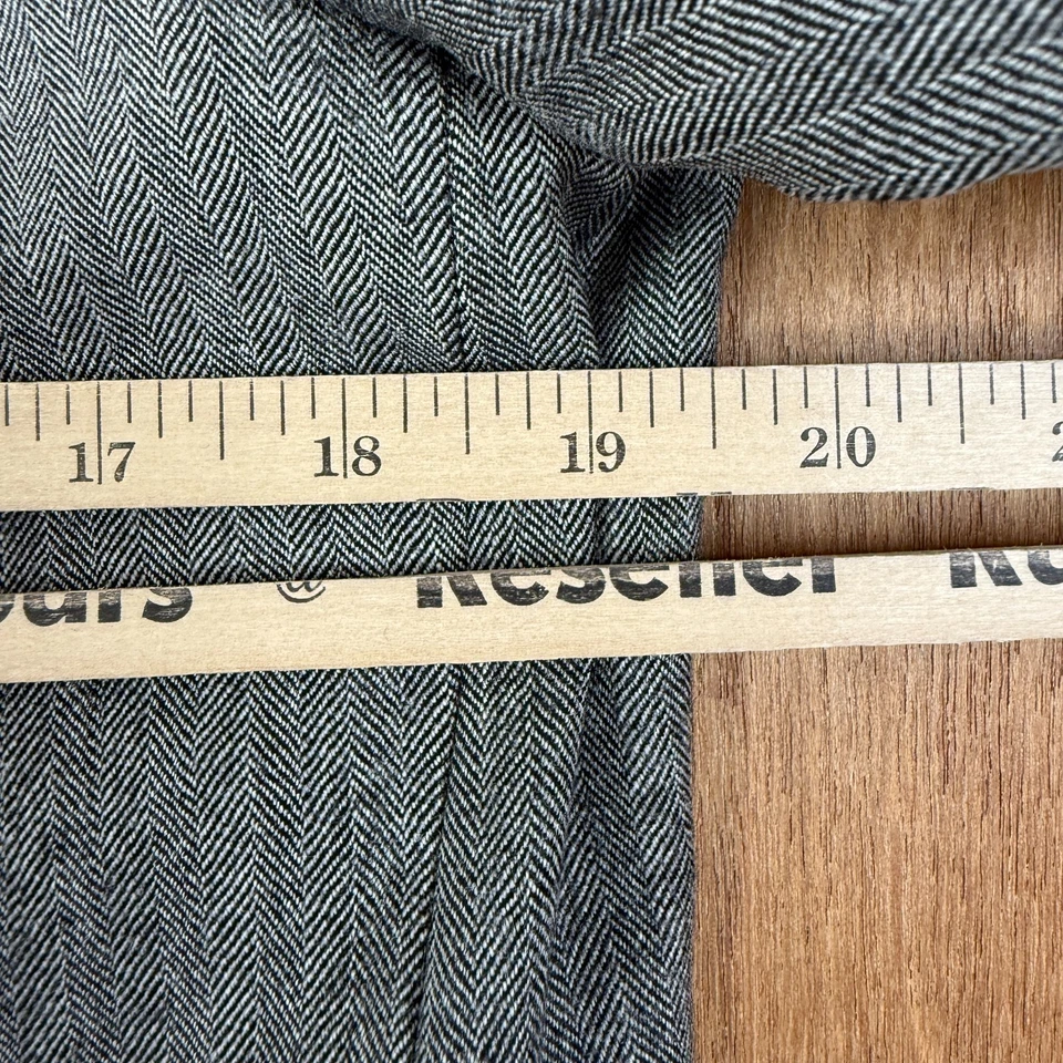 VTG Allyn St George Suit Mens 36L Gray Herringbone Microtweed 2 Button 3 Piece - Image 3 of 4