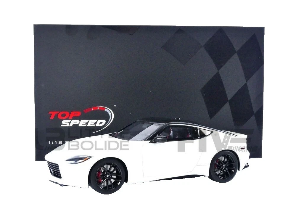 Vehículos diecast y de juguete Nissan Car escala 1:8