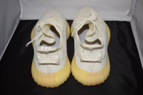 Size 9.5 - adidas Yeezy Boost 350 V2 Low Cream White / Triple White - CP9366 #1 - Picture 4 of 5