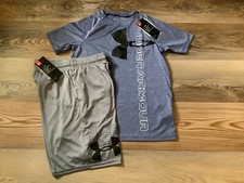 Boys Under Armour Blue Tshirt  Gray Shorts Set Size YMD NWT 