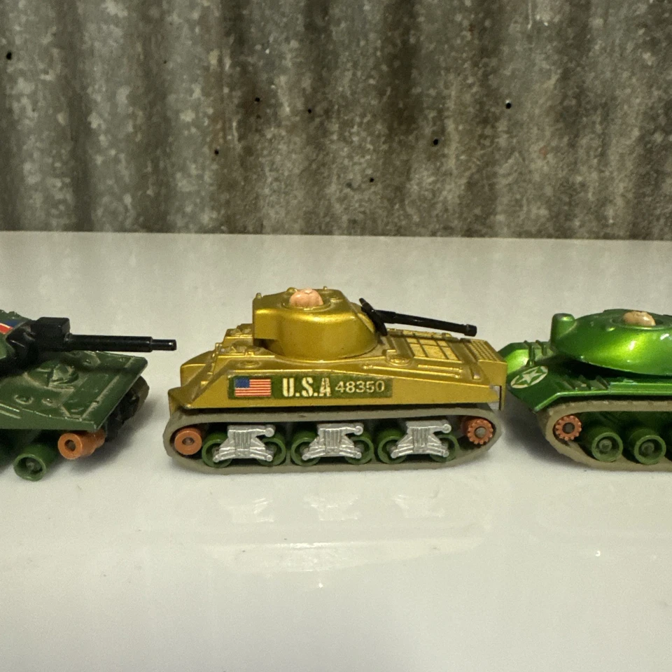 Vintage Matchbox Battle Kings Sherman Tanks #K-101, 102 & 109 - Image 4 of 4