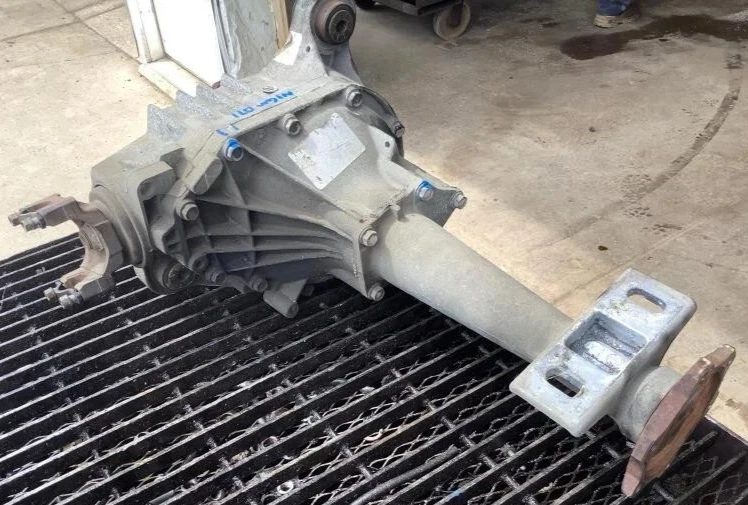 Cadillac Escalade 2002-2006 eje delantero portador diferencial relación 3,73 Foto 2 de 4