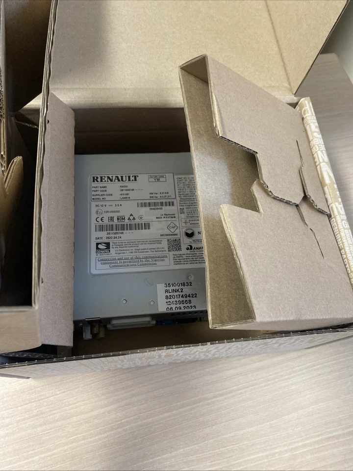 Radio Renault Kadjar R-LINK 2 con scatola originale - Immagine 2 di 4