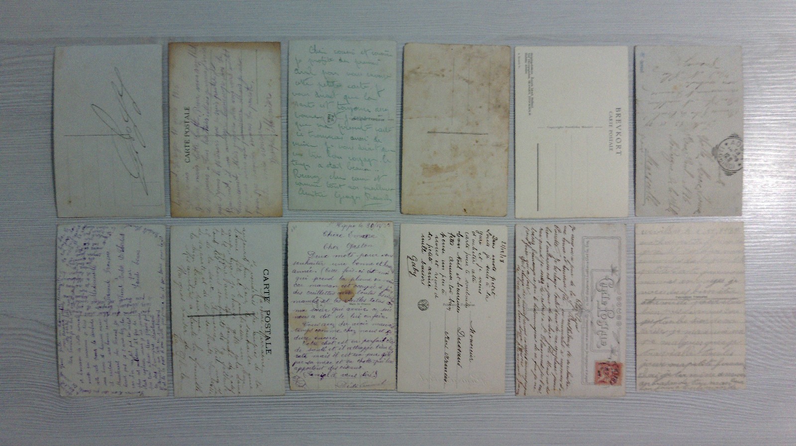 LOT NO. 17 100 postcard FANTASY child character all photographed