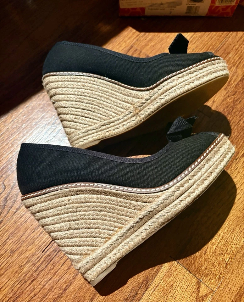 TORY BURCH ALPARGATA PLATAFORMA REVA DORADA ARCO LONA NEGRO CUÑAS 7 Foto 2 de 4