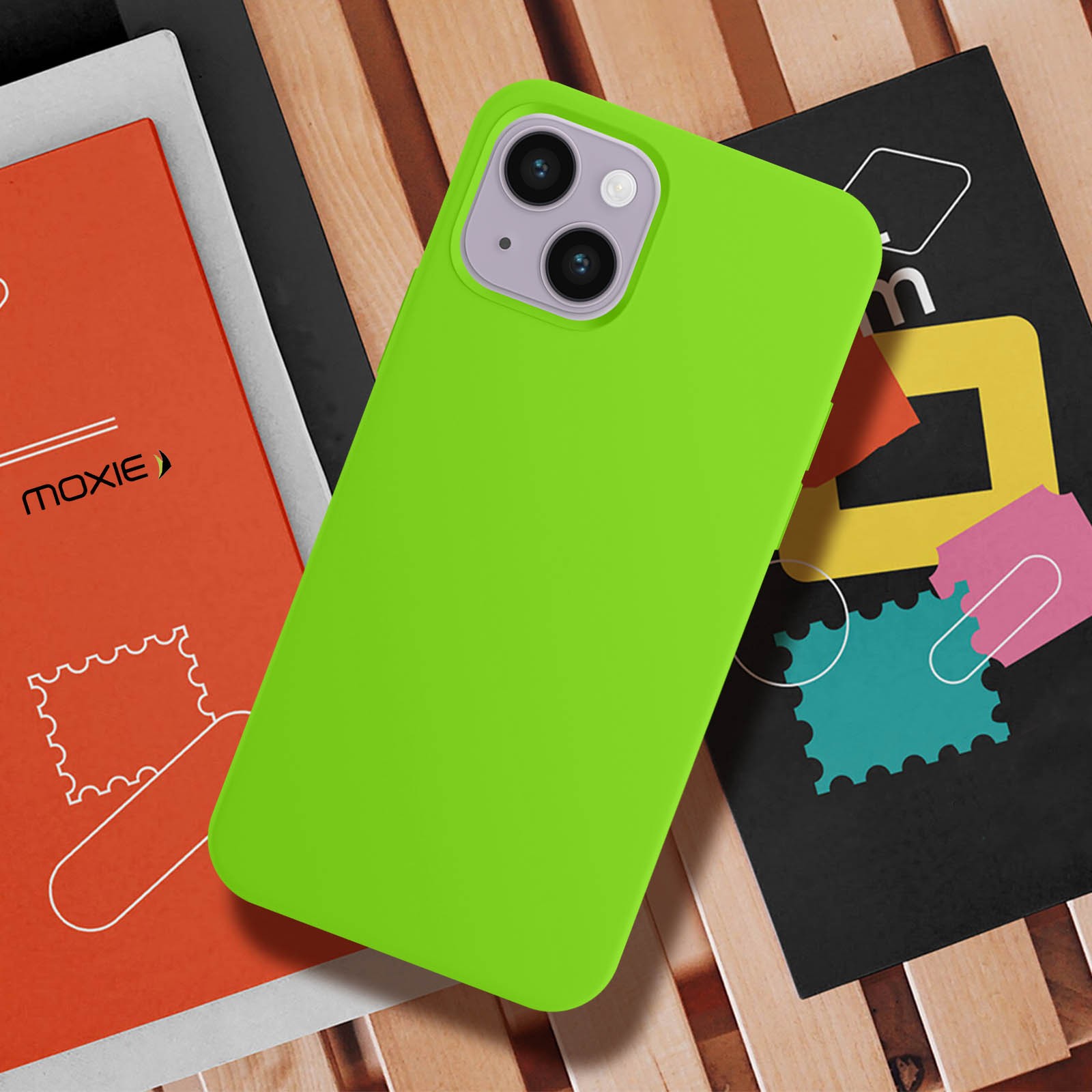 Coque iPhone 14 semi-rigide fine Moxie en silicone vert citron
