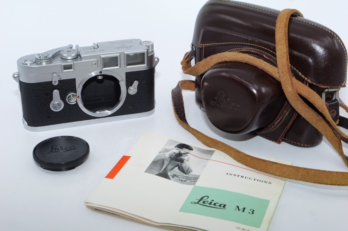 Leica M3 Single Stroke 35mm Film Rangefinder Camera. Case. Manual