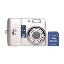 Nikon CoolPix L4 4.0MP Digital Camera - Silver - FULLY FUNCTIONAL