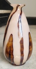 **Vintage Kralik Bohemian Bambus Pinky-White & Brown Opaque Seaweed Round Vase**