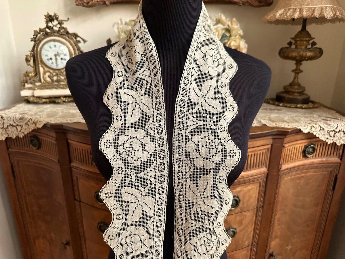 Antique Vintage Lace-WIDE ANTIQUE HANDMADE ITALIAN FILET BOBBIN