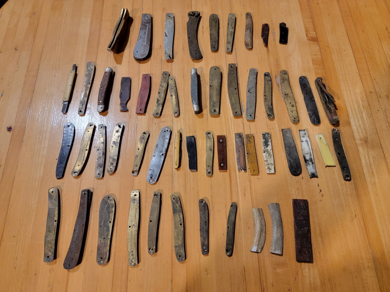 Pocket Knife Repair Parts Lot Scales Badges Cowan Creek Keen Kutter