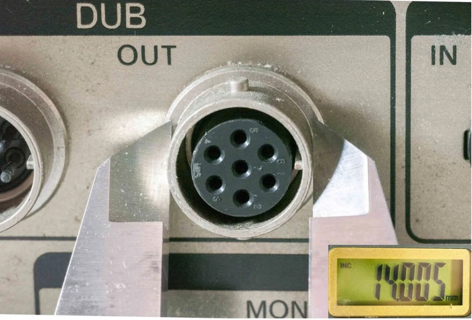 Hirose 7pin male connector for DUB OUT, Part number: RM12BPE-7P (71) - Image 2 of 4