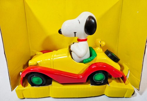 Vintage Aviva Hasbro Snoopy grande pressofuso, n.72039, scatola originale non perforata RARO - Foto 10 di 15