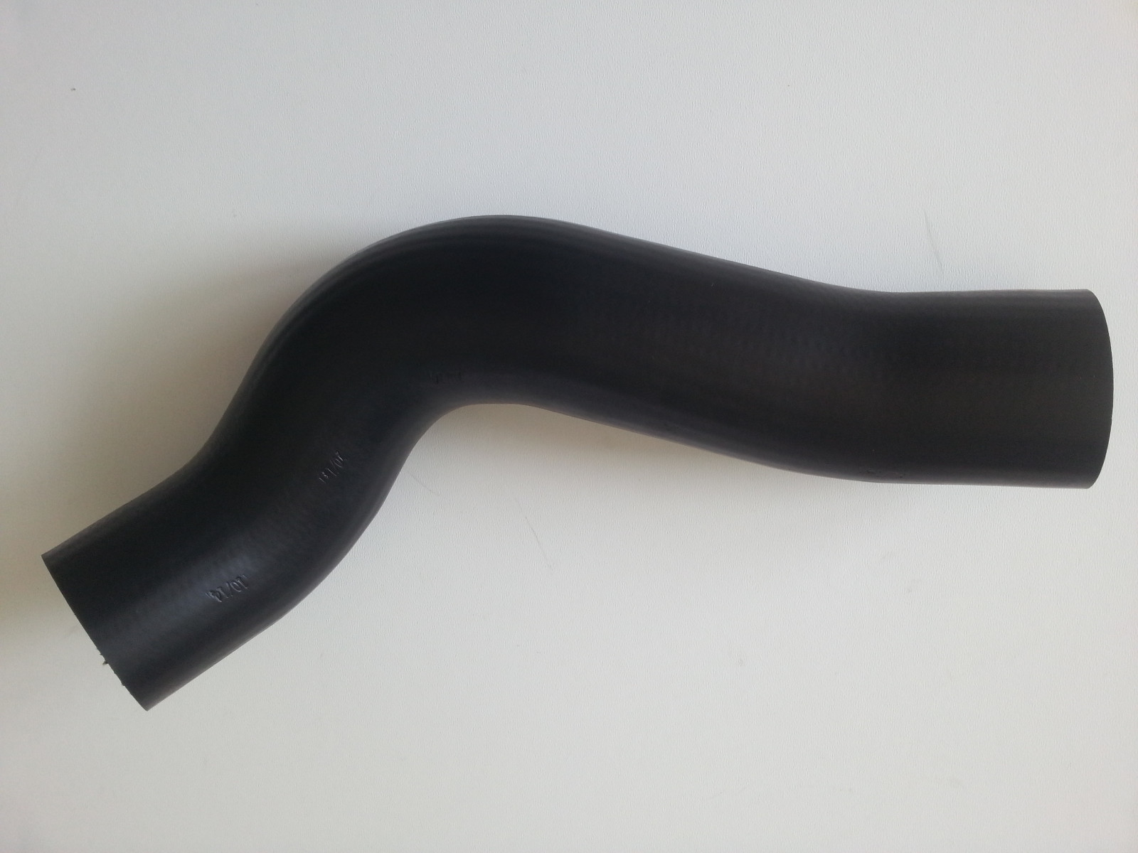 FOR VAUXHALL OPEL VECTRA C SIGNUM 3.0 CDTI INTERCOOLER PIPE TURBO GM