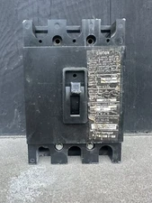 Cutler-Hammer 125 Amp 3 Pole Circuit Breaker CC3125 240V Type CC