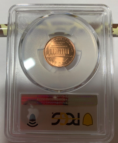 2005-P Lincoln Cent PCGS SP69RD Satin Finish. No Reserve - Picture 2 of 2