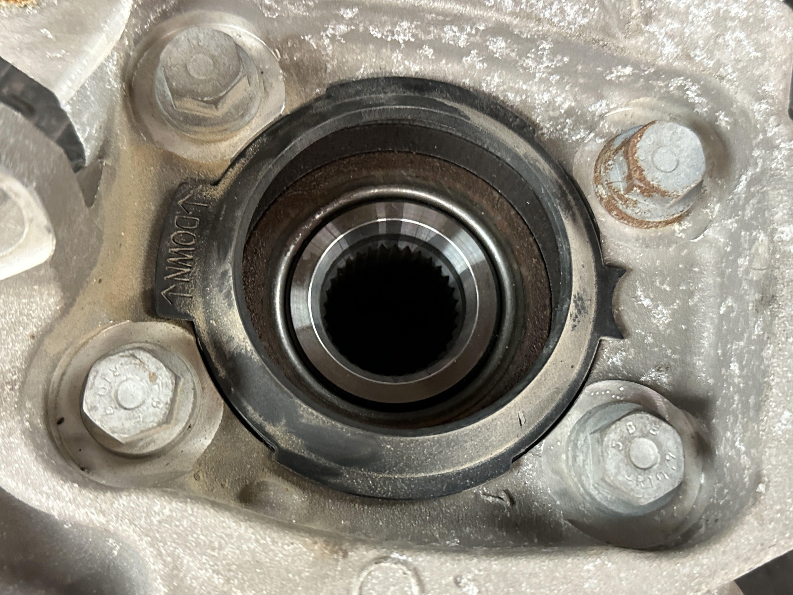 17-22 MASERATI QUATTROPORT REAR DRIVER LEFT LH SPINDLE KNUCKLE