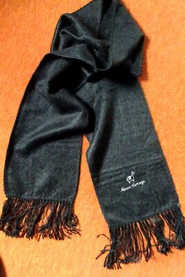 Alpaca Camargo Schal aus Peri schwarz 22x185 cm lange Fransen gesticktes Logo 