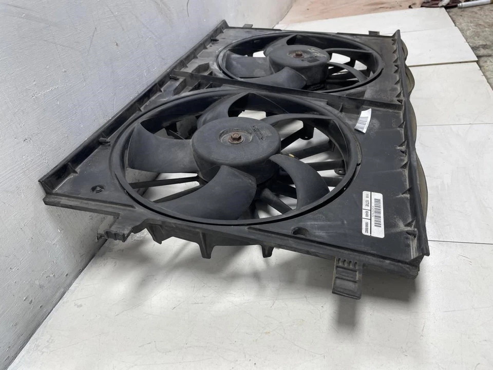 2009 JEEP PATRIOT CONJUNTO DE VENTILADOR DE REFRIGERAÇÃO RADIADOR FABRICANTE DE EQUIPAMENTO ORIGINAL+  - Imagem 2 de 4