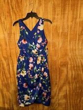 NWT Guess Gorgeous Blue Floral Dress-built In Bra-Criss Cross Back -Sz 10