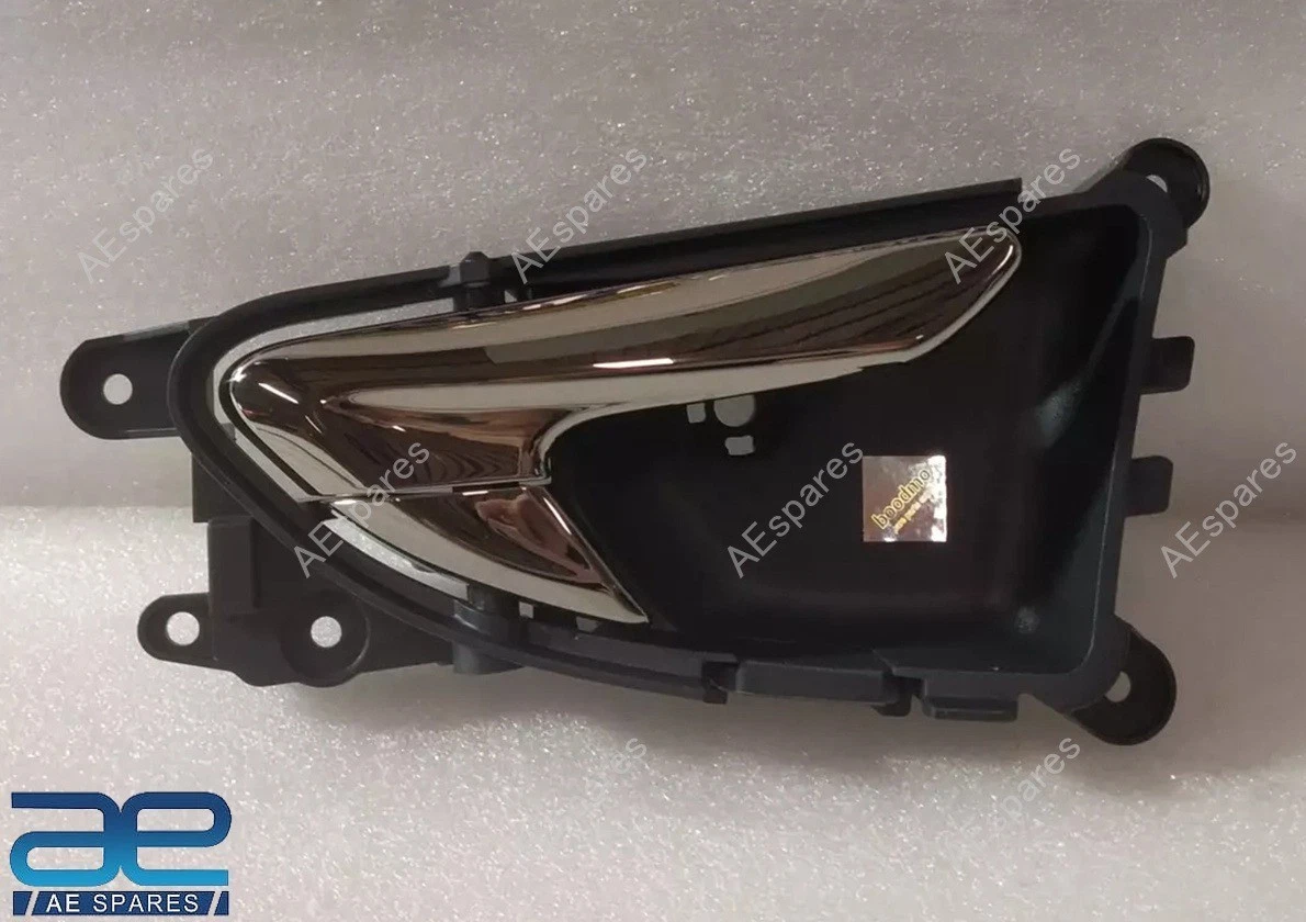 Interior Front Door Handle Assy RH for Mahindra XUV700 2024-2025 0114DW601721N