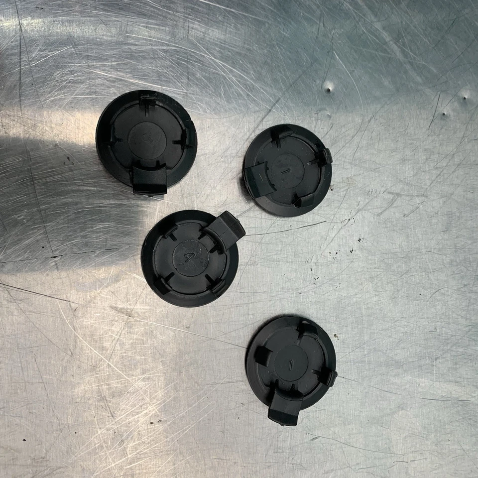 1990 - 1993 HONDACORD ПРИБОРНОЙ ПАНЕЛИ ТОРЦЕВОЙ КОЛПАЧОК 4 БОЛТА КРЫШКИ 77120-SM4-000ZA OEM 4 упаковки - Изображение 2 из 3