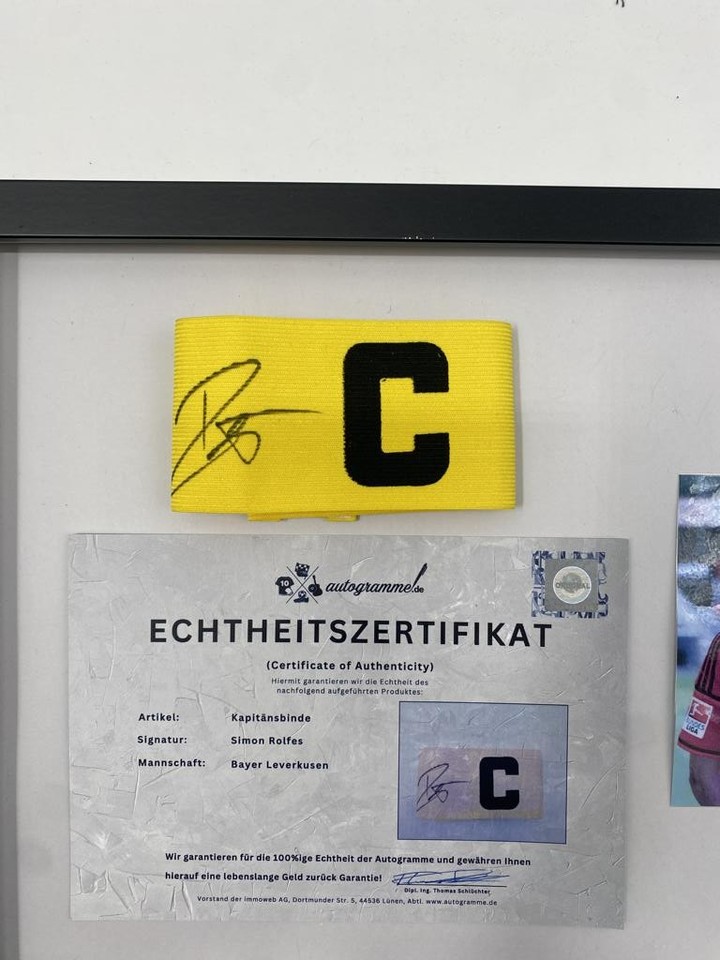 Captain's Armband Simon Rolfes Signed In Frame Autograph Bayer 04 ...