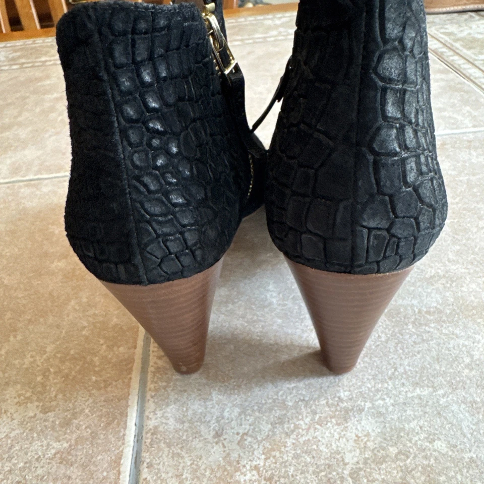 Botines Matt Bernson para mujer Jaguar recorte, gamuza negra 8 B (M) EE. UU. Foto 4 de 4