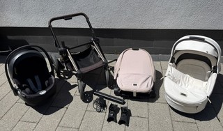 Cybex e Priam – Style Collection