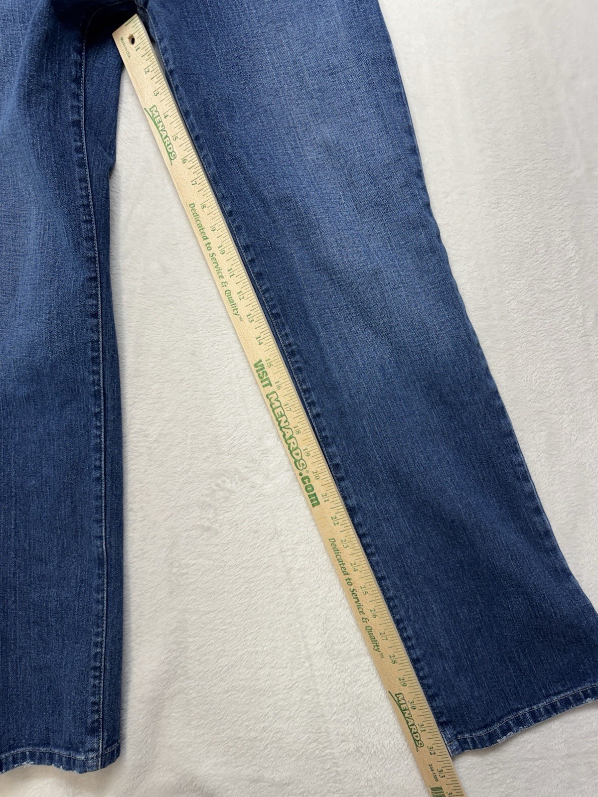 Tommy Hilfiger women Sz 6 Long Tall Boyfriend Jeans thumbnail 4