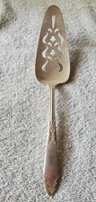 Vintage National Silver Co Royal Rose Silverplate Pie/Cake Server 1939 Ornate