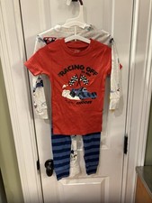 NWT BOYS, CARTERS, SIZE 3T PAJAMAS, RACECAR  PRINT,  4 Piece SET SKU TR2