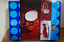AM AND FM SHOWER RADIO