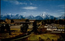 Jackson Lake Lodge Grand Teton National Park Wyoming vintage postcard f571