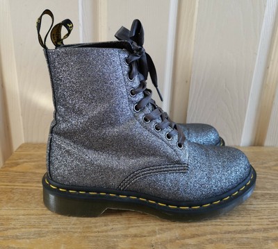 DR Martens 1460 Pascal Argento Glitter Stivali, EU 36 UK 3 ottime  condizioni | eBay