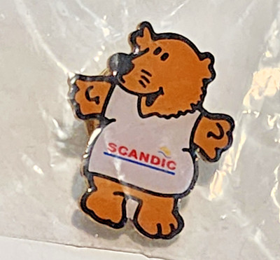 Vntg Scandic Bear Badge Pin Featuring Scandic Hotels In Germany and Poland