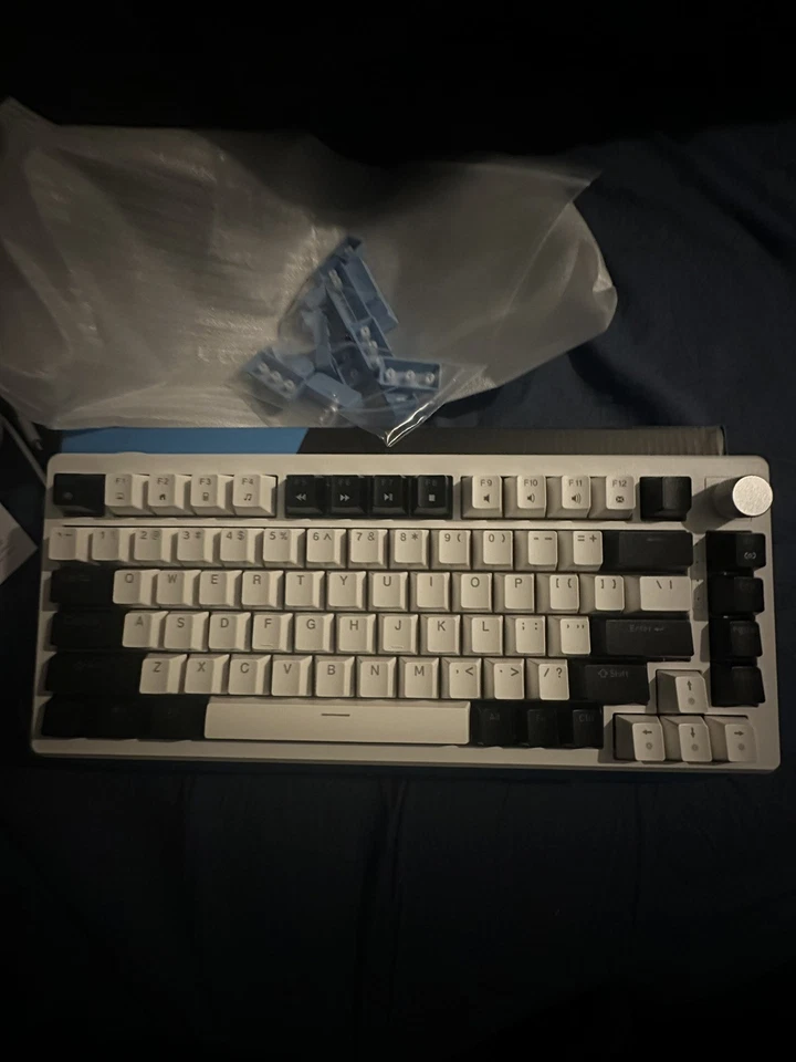 Magee Star 75% Mechanical Keyboard - Image 2 of 4