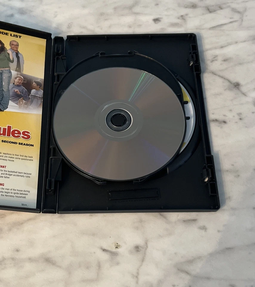 8 Simple Rules -  The Complete Second Season 2 (DVD, 2009, 3-Disc Set) - TESTED! - Image 4 of 4