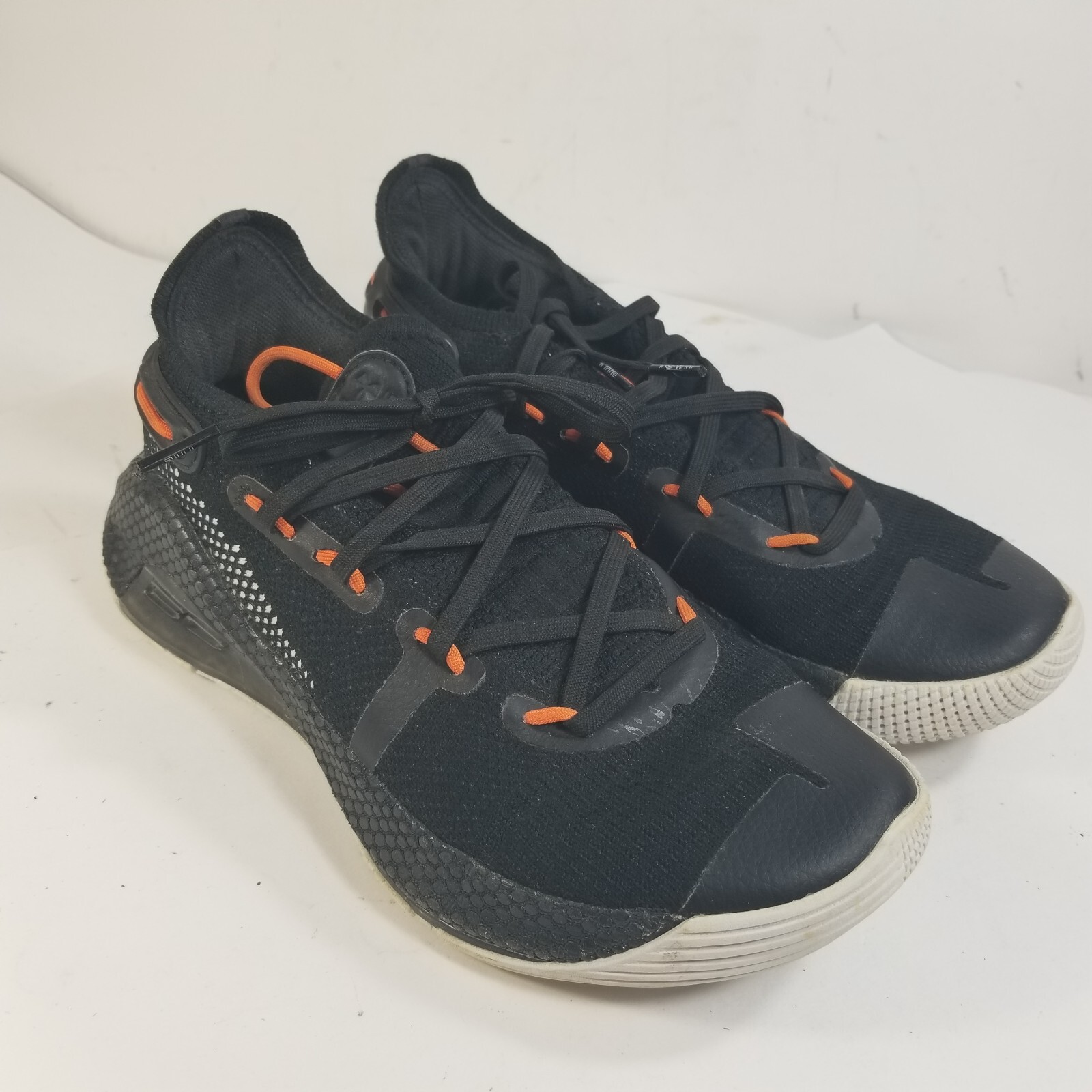 Under Armour Curry 6 GS Oakland Sideshow Black Orange Boys Size 5Y 3020415-003 thumbnail 3